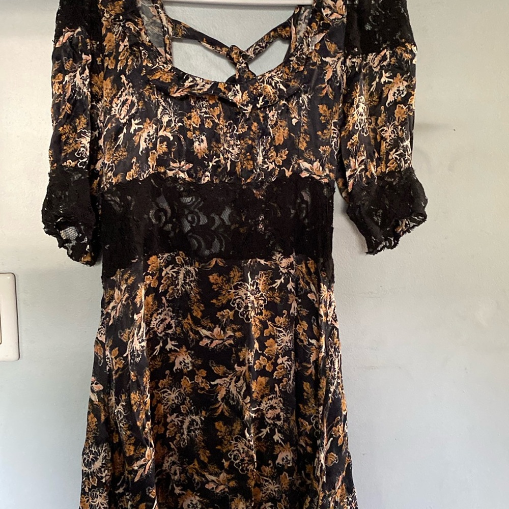 Free People dress!! Can be worn with heels or converse! Adorable and satin like